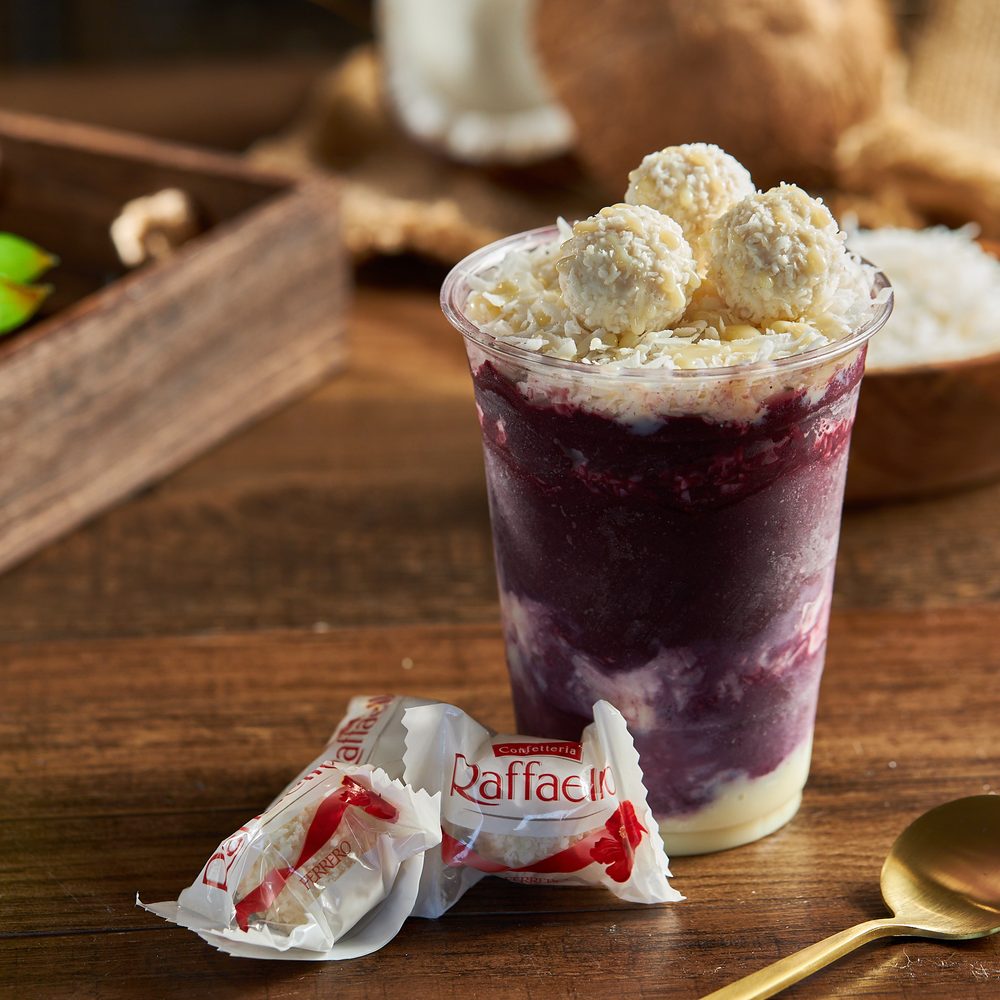 Açaí bowl MegaDog